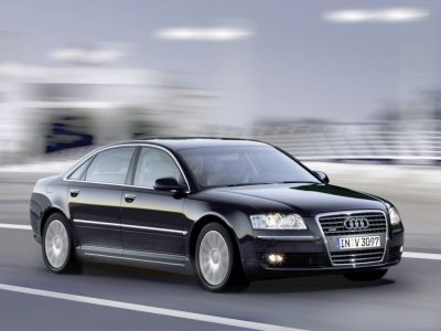 Автомобиль Audi A8 (garage97.ru)